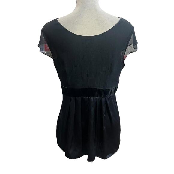 NWOT Mimi Maternity Black Silk Flutter Sleeve Gothic Loose Fit Babydoll Top M - Picture 6 of 7